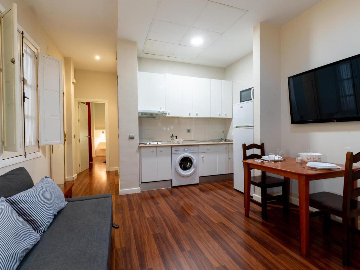 Appartamento Holi-Rent Lumbreras Siviglia Esterno foto