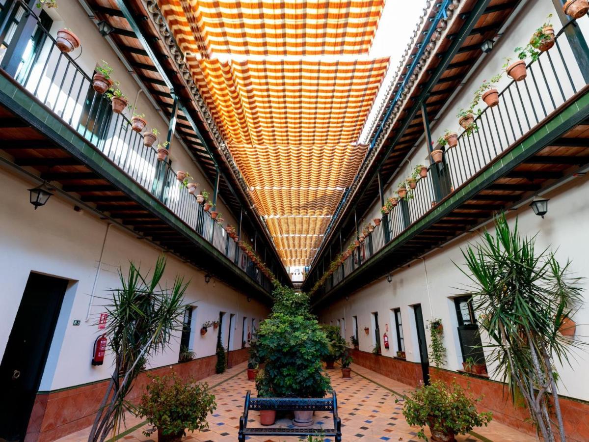 Appartamento Holi-Rent Lumbreras Siviglia Esterno foto
