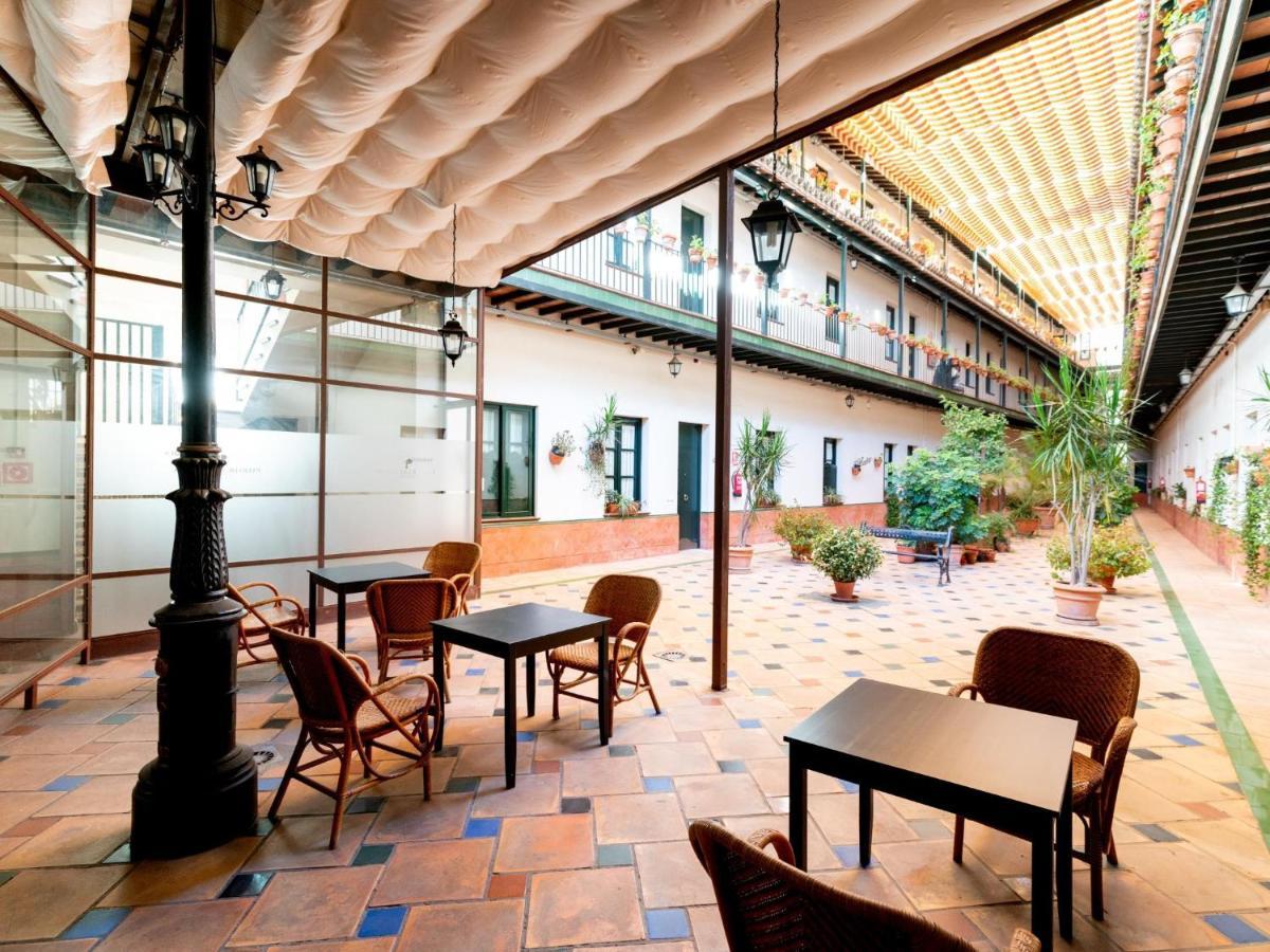 Appartamento Holi-Rent Lumbreras Siviglia Esterno foto