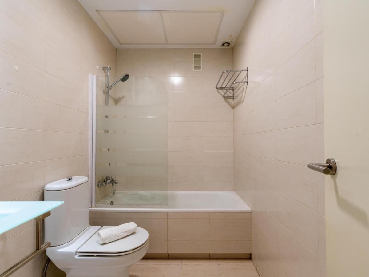 Appartamento Holi-Rent Lumbreras Siviglia Esterno foto