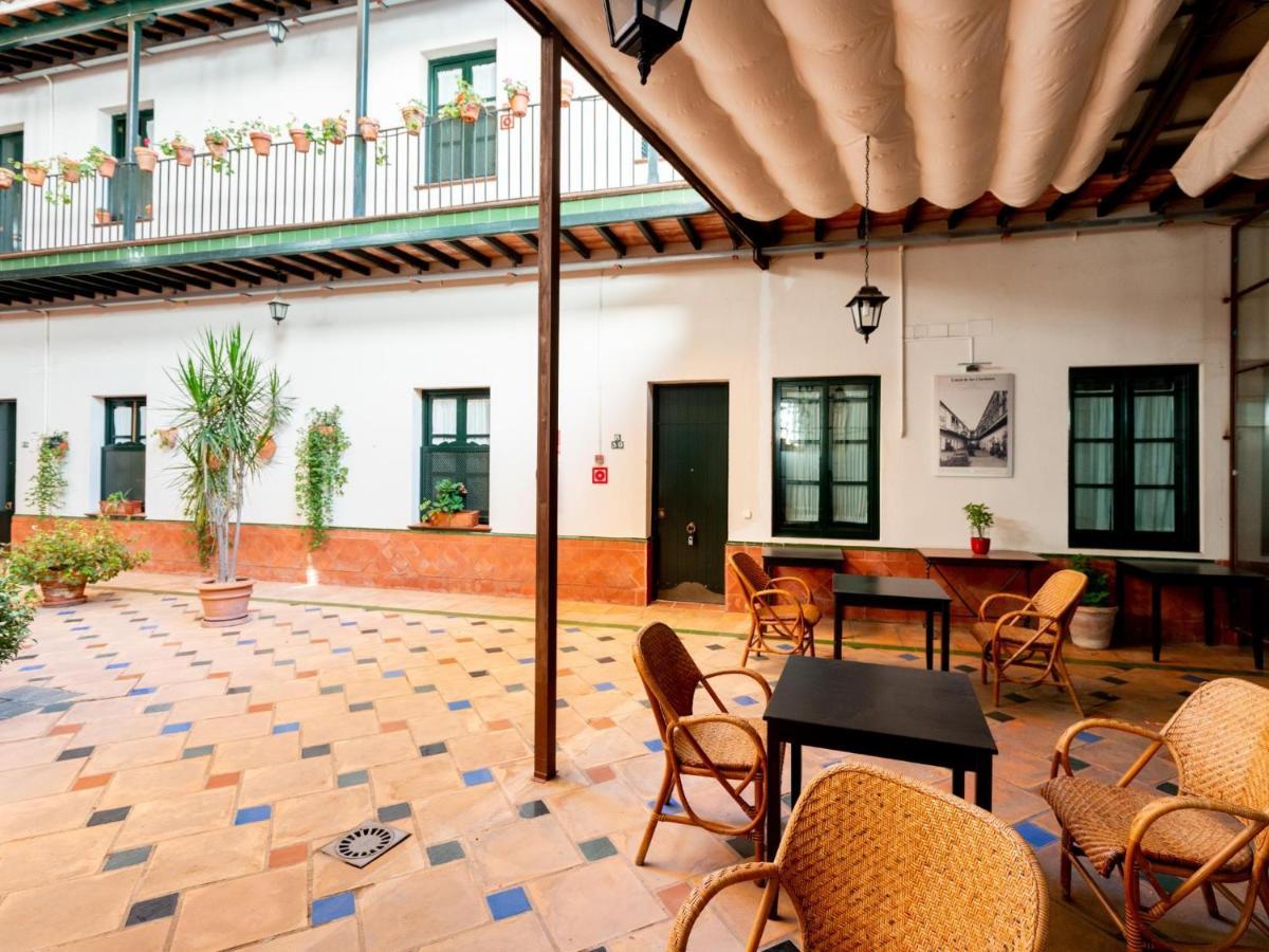 Appartamento Holi-Rent Lumbreras Siviglia Esterno foto